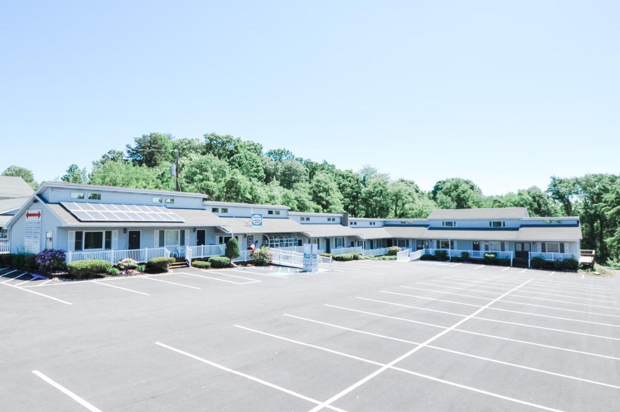 Hawley East Shore Lodging מראה חיצוני תמונה