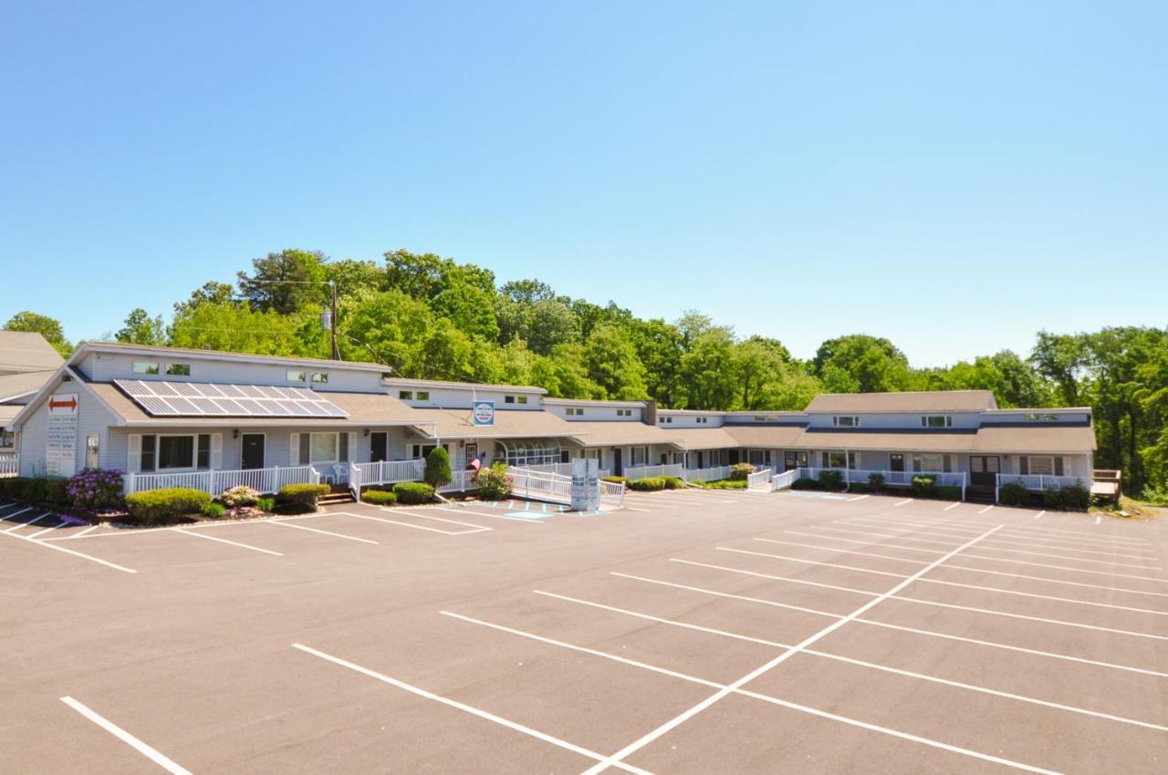 Hawley East Shore Lodging מראה חיצוני תמונה