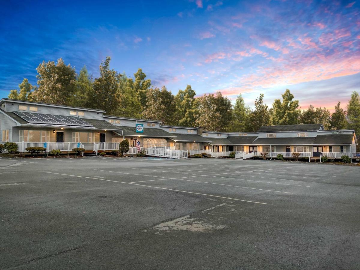 Hawley East Shore Lodging מראה חיצוני תמונה